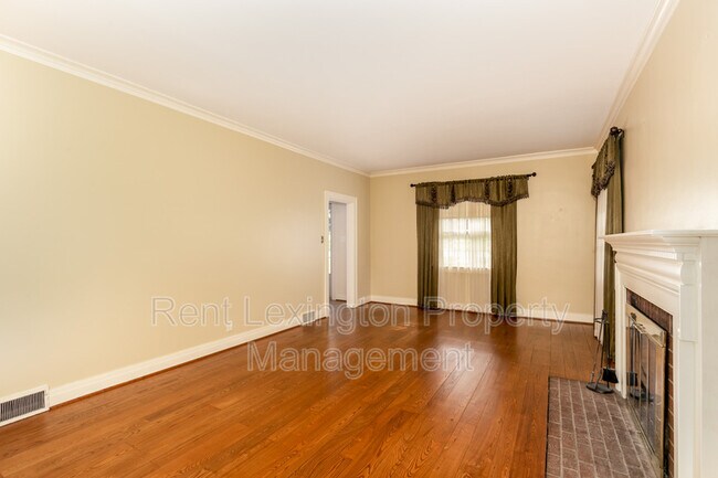 Building Photo - 149 Westgate Dr