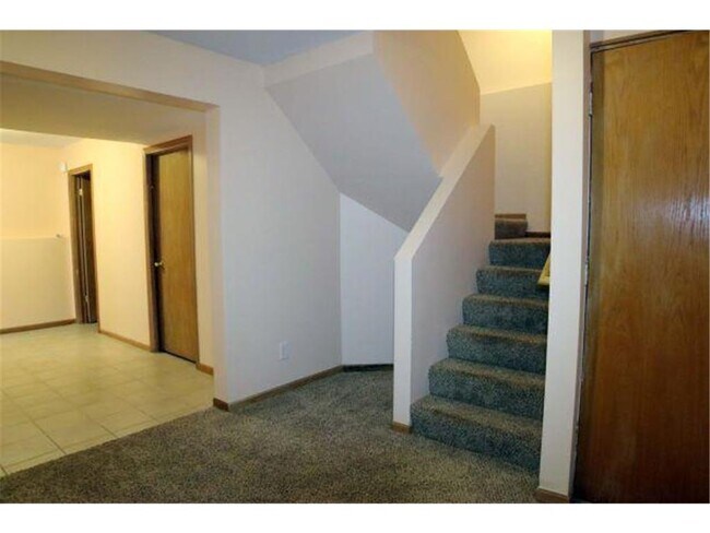 Building Photo - 23179 Arrowhead St NW