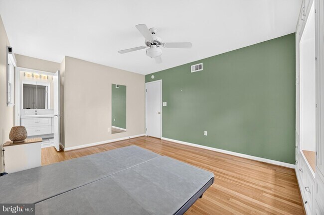 Building Photo - 3106 Hearthstone Rd