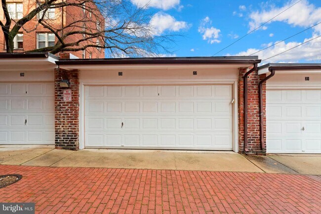 Building Photo - 2535 13th St NW