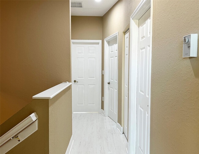 Building Photo - 291 Lake Monterey Cir