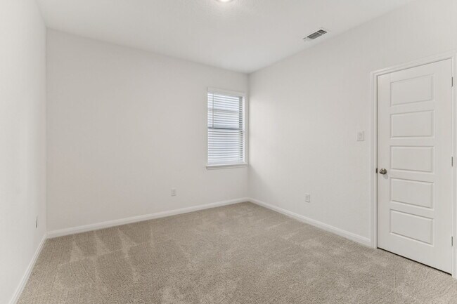 Building Photo - 12528 Gunsbach Wy