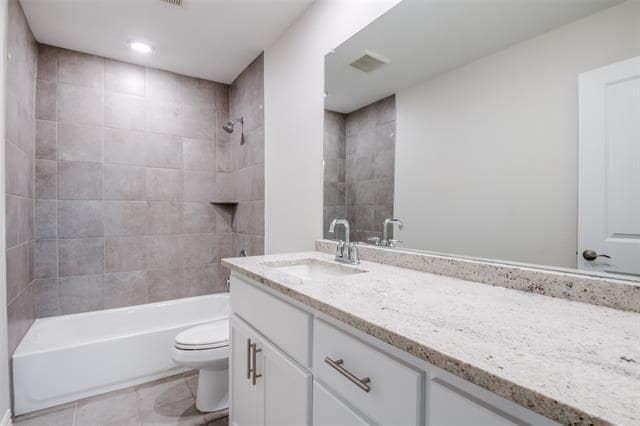 Building Photo - 309 Mohan Dr