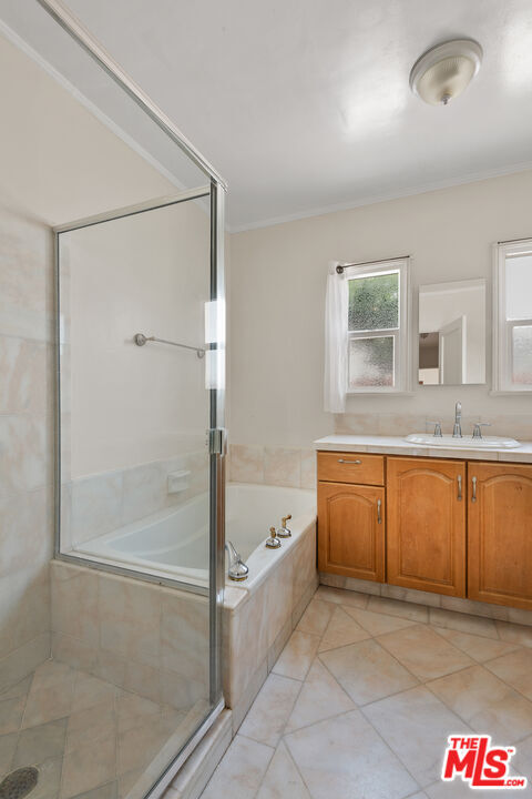 Building Photo - 5572 Bradna Dr