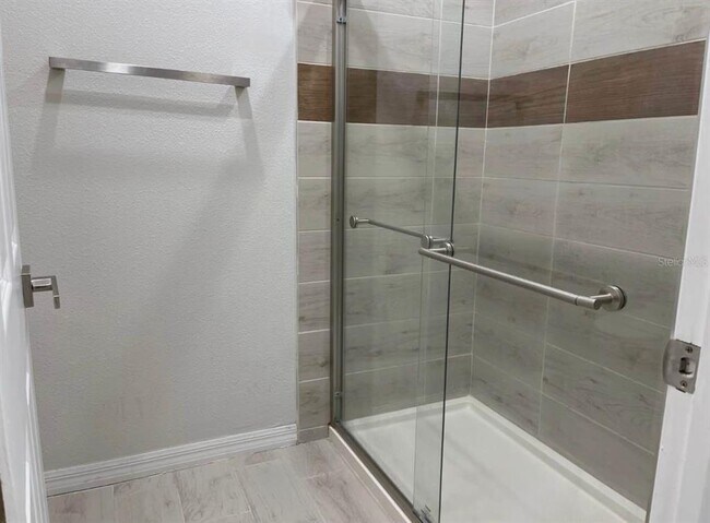 Building Photo - 2298 Chatham Pl Dr