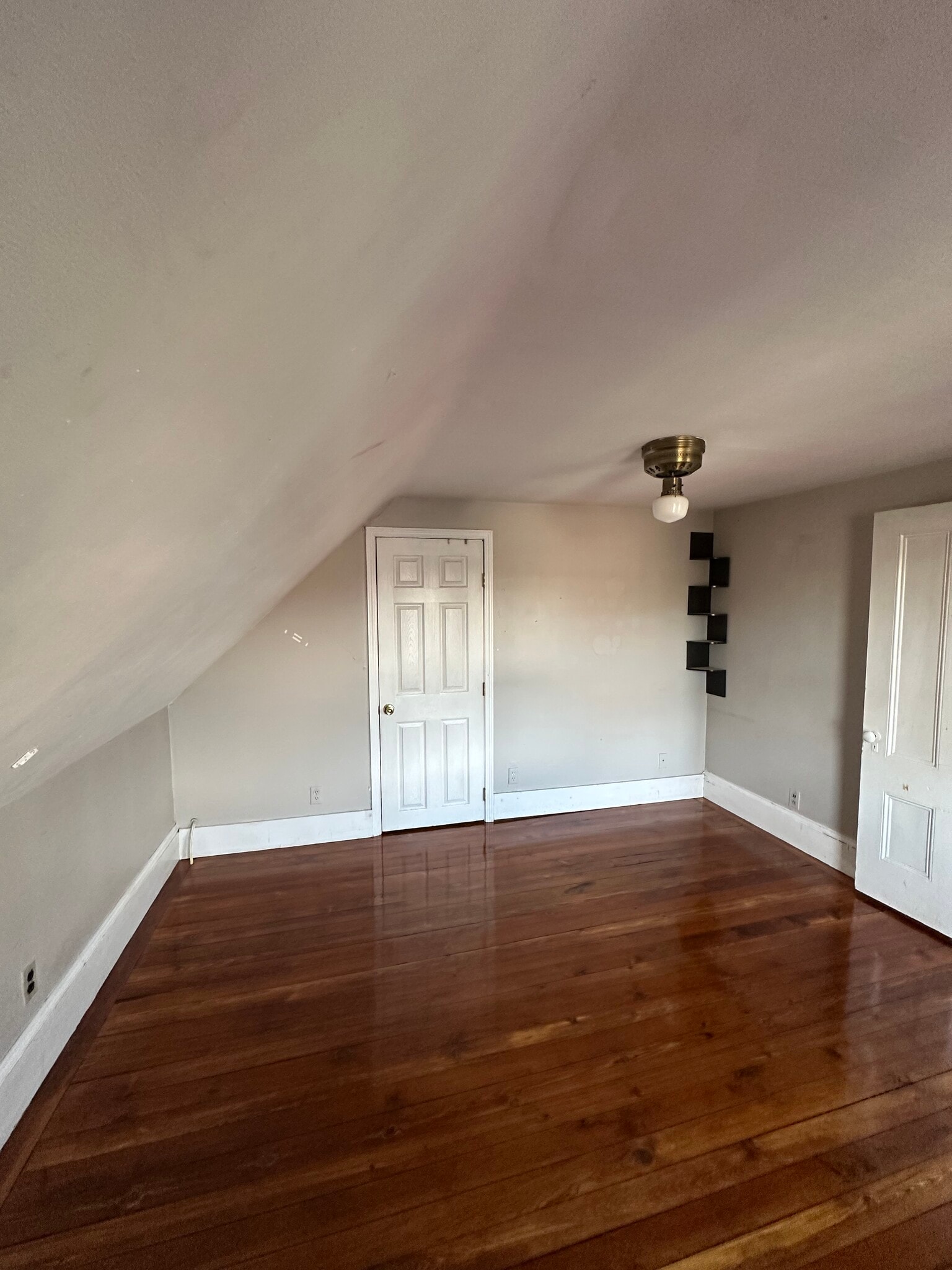 Building Photo - 15 Cushman Rd