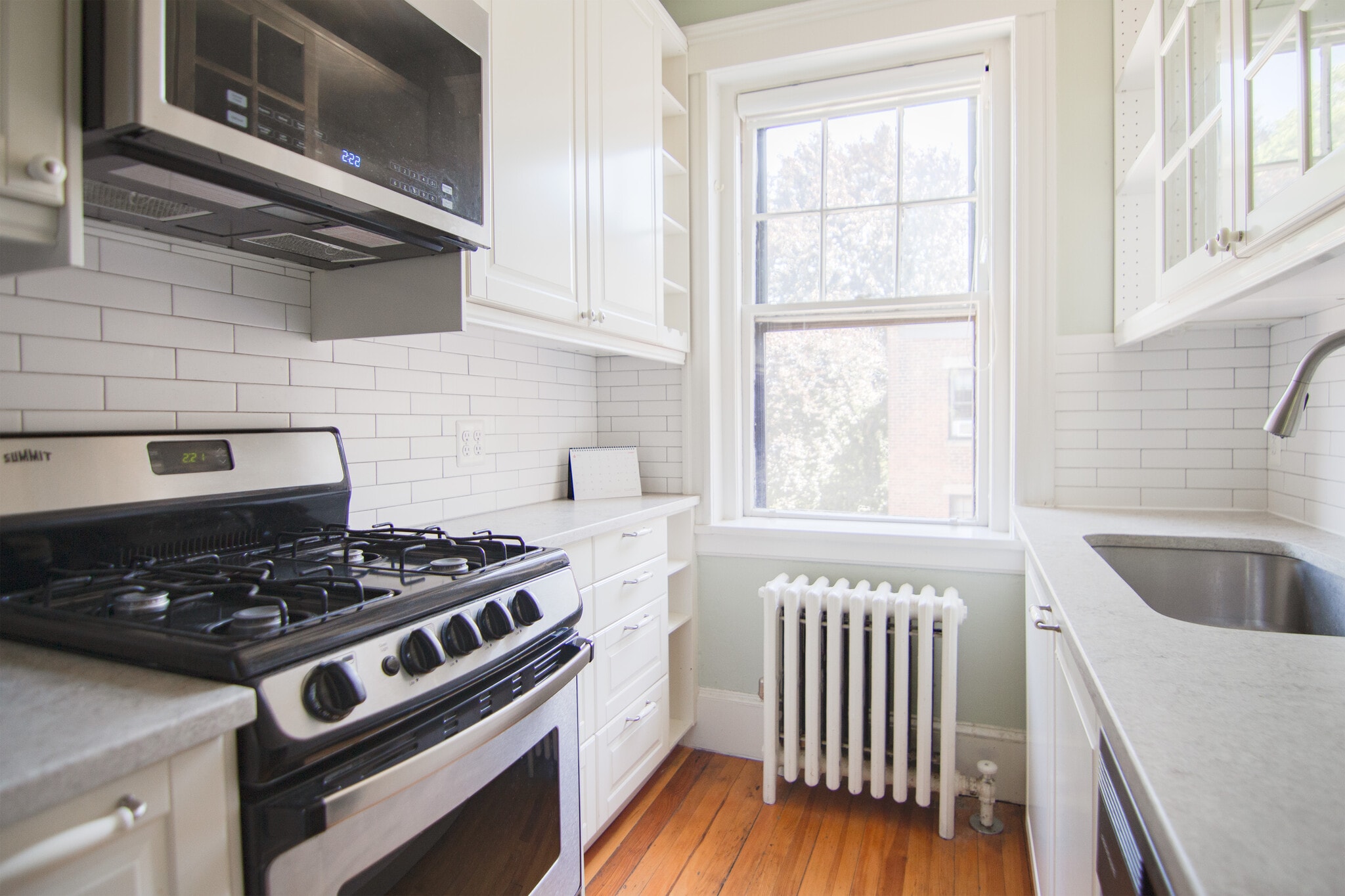 Building Photo - 36 Linnaean St
