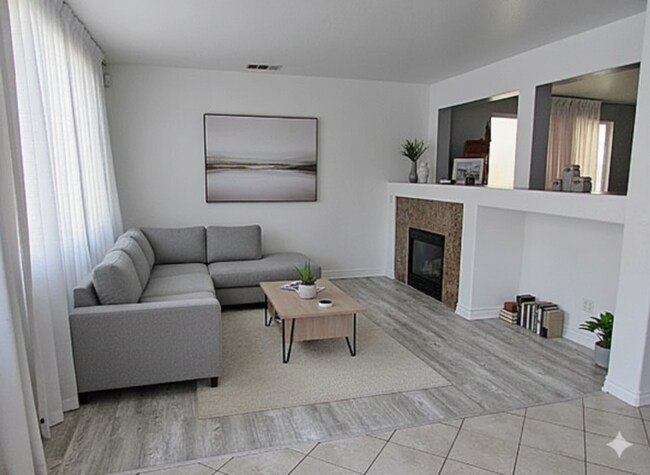 Building Photo - 4BR w/ Pool, Solar & A/C in Perris