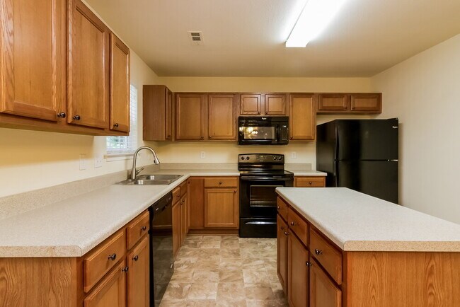 Building Photo - 14130 Waterlyn Dr