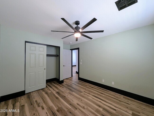 Building Photo - 3990 N 143rd Ln