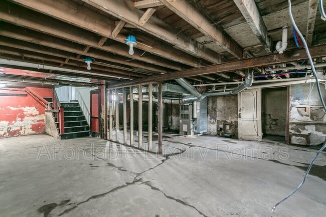 Building Photo - 2868 Brighton Henrietta Town Line Rd