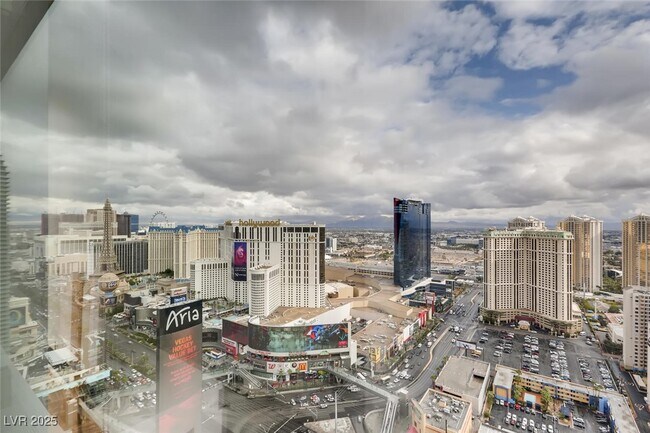Building Photo - 3722 S Las Vegas Blvd