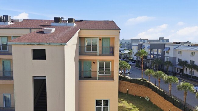Building Photo - 9520 Seawall Blvd