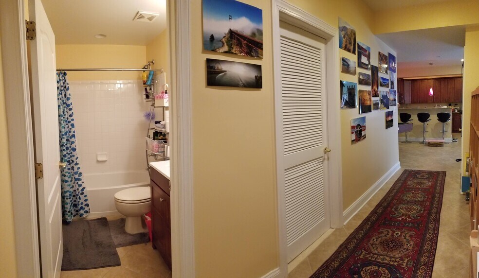 Building Photo - 16114 Nursery Ln