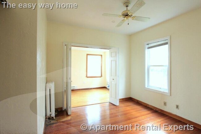 Building Photo - 25 Belknap St