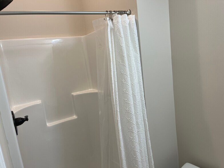 Building Photo - 312 Market St