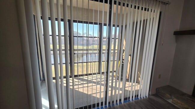 Building Photo - Nice 2/2 in the Gated East Lake Woodlands community