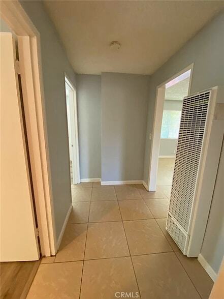 Building Photo - 811 Orchid Ct