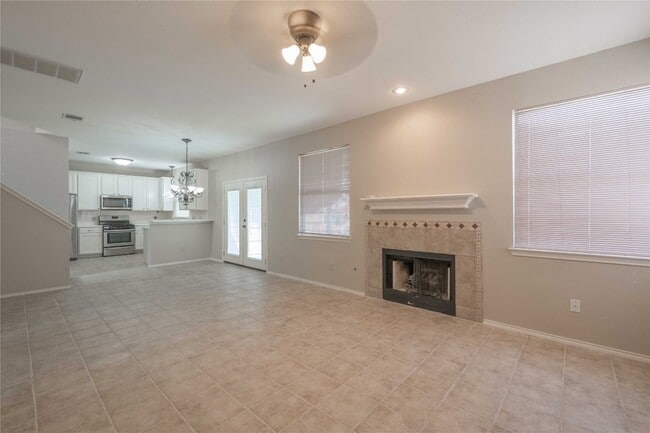 Building Photo - 1011 Gazania Dr