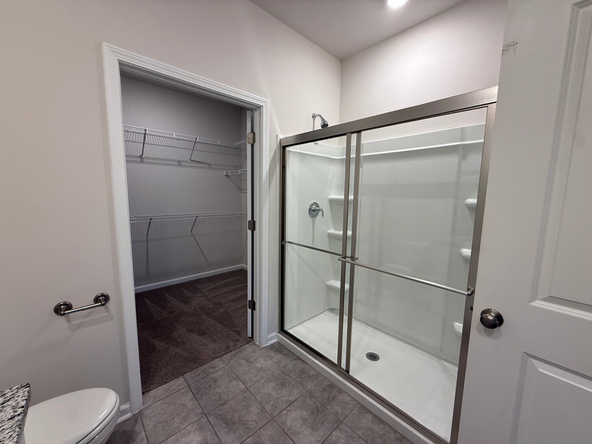 Building Photo - 374 Highline Trl