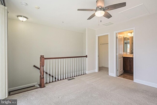 Building Photo - 5926 Talbot Dr