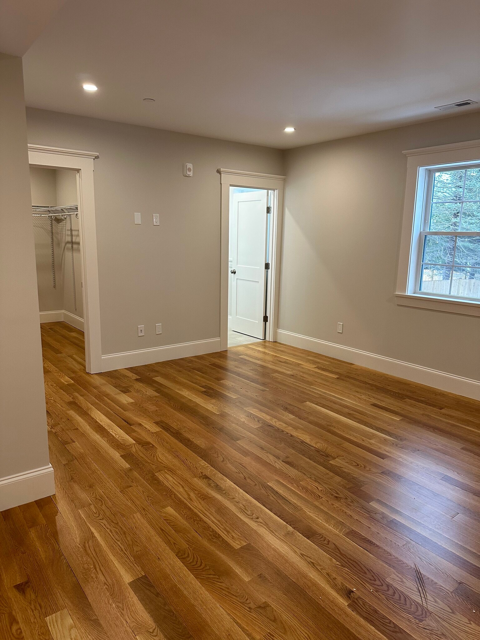 Building Photo - 36 Conant St