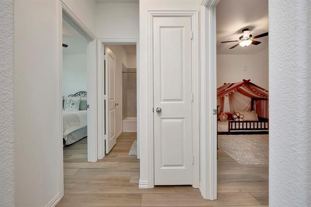 Building Photo - 2604 Starwater Dr