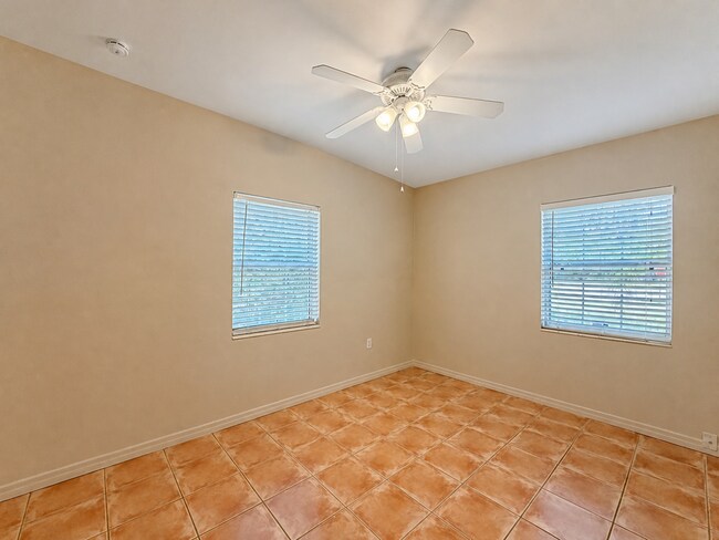 Building Photo - 647 San Juan Blvd