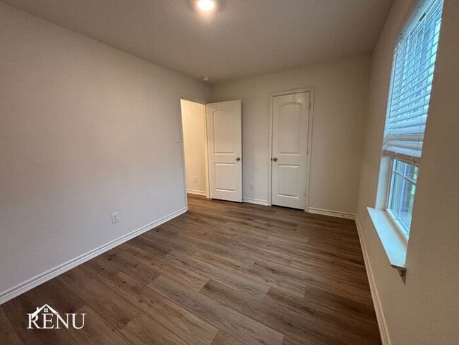 Building Photo - Coming Soon!