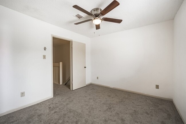 Building Photo - 12500 Brookglade Cir