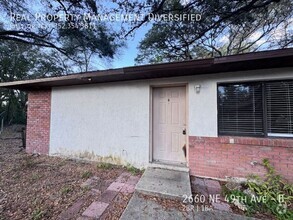 Building Photo - Quiet Area QuadPlex - 2/1