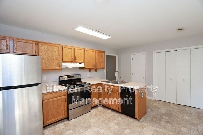 Building Photo - 11412 Bailey Mountain Trail