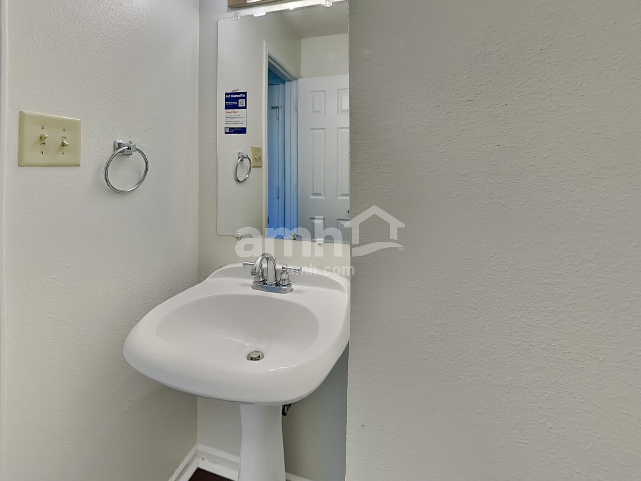 Building Photo - 9414 W Stargazer Dr