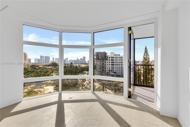 Building Photo - 20100 W Country Club Dr