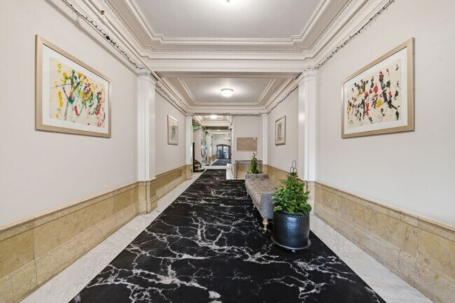 Building Photo - 1405 Van Ness Ave