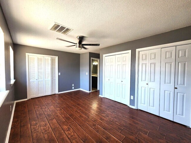Building Photo - 3 Bed 2.5 Bath Apt NW OKC
