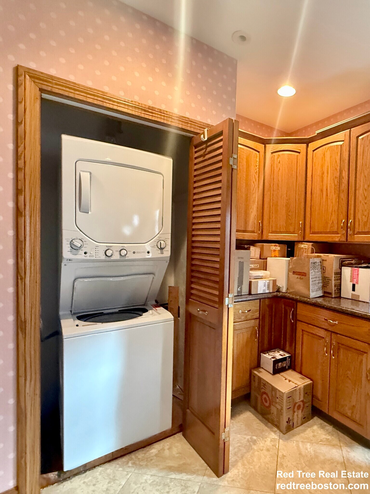 Building Photo - 41 Rich St