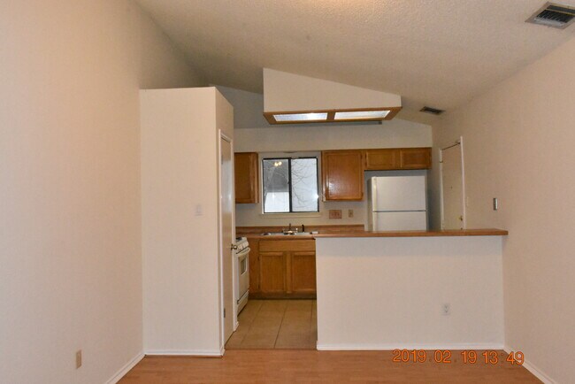 Building Photo - 9103 Texas Sun Dr