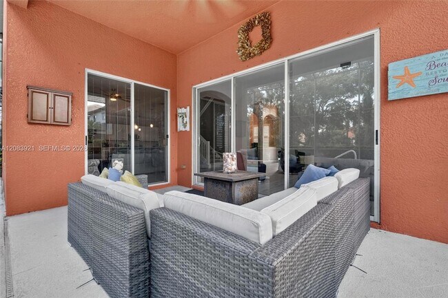 Building Photo - 9970 Rookery Cir