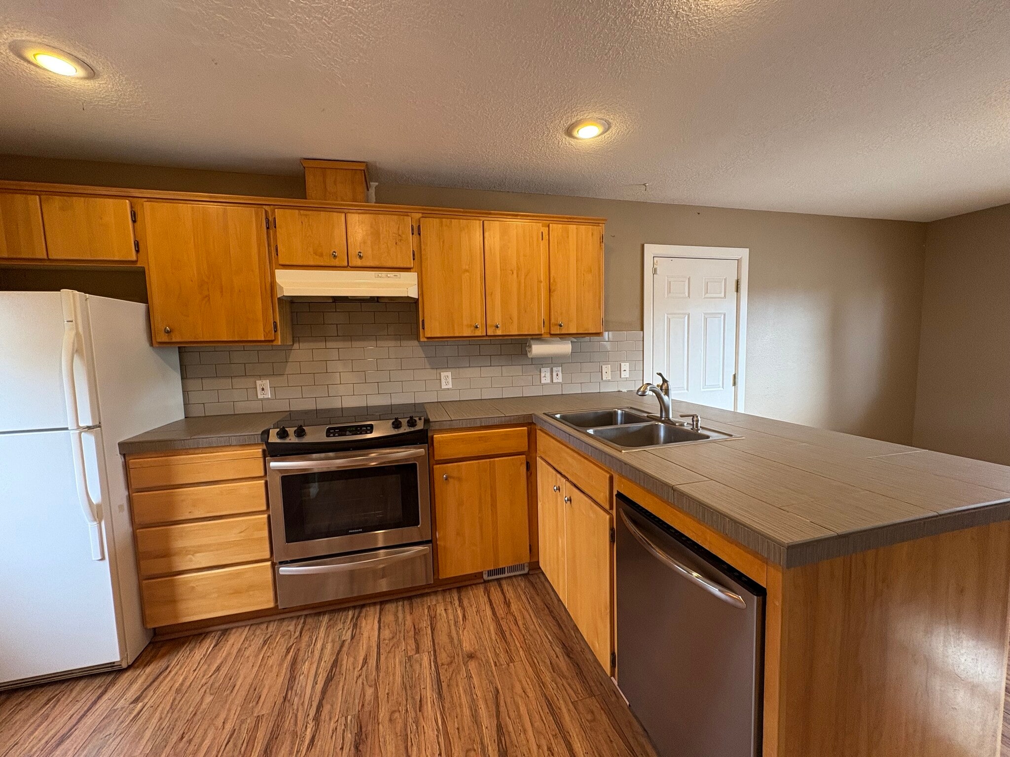 kitchen - 321 N Mason St