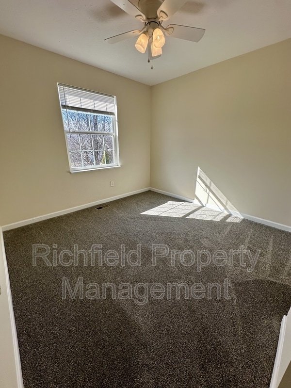 Building Photo - 11212 Pegasus Dr