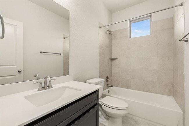 Building Photo - 2500 FOREST CREEK Dr