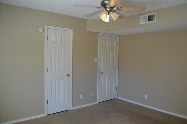Building Photo - 11713 Snow Hawk Dr