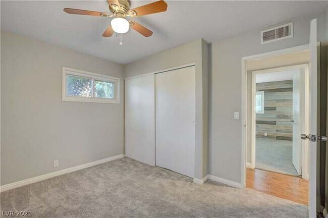 Building Photo - 4044 Pepe Cir