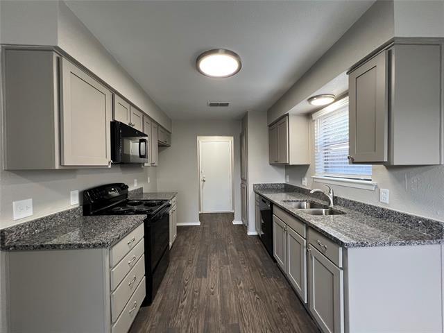 Building Photo - 709 Fair Meadows Dr