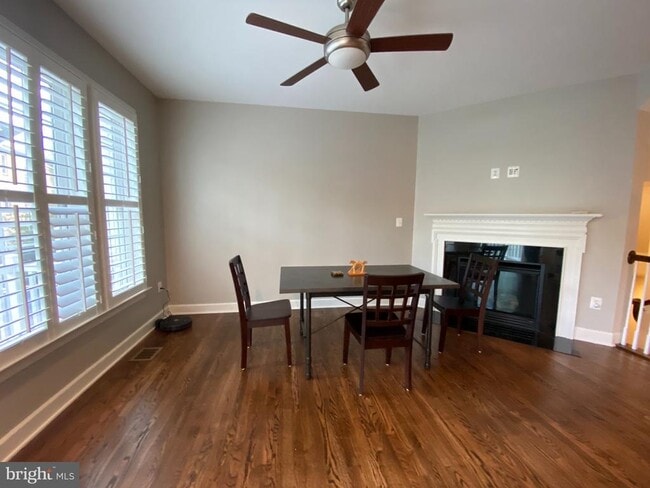 Building Photo - 12239 Water Elm Ln