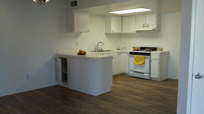 Building Photo - 1627 N Fair Oaks Ave