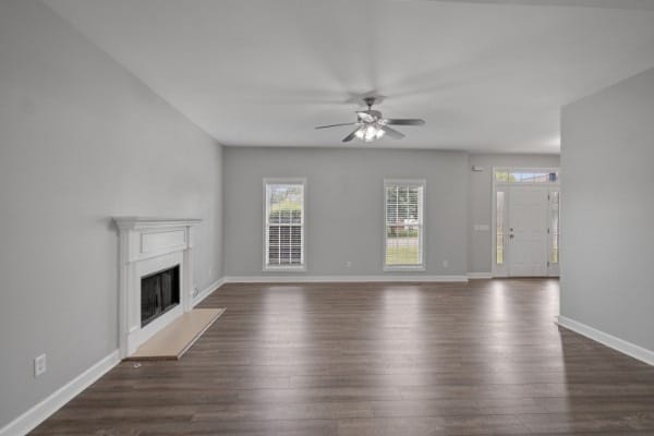 Building Photo - 302 12 Oaks Ln