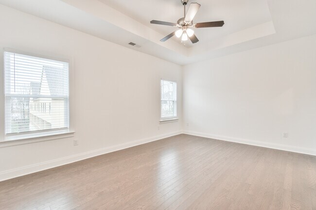 Building Photo - 6528 Beacon Dr