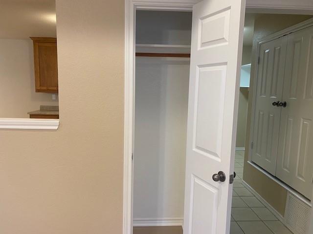 Building Photo - 1097A Highland Dr